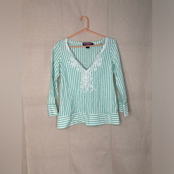 Vineyard Vines Shirt - Picture 7 of 7